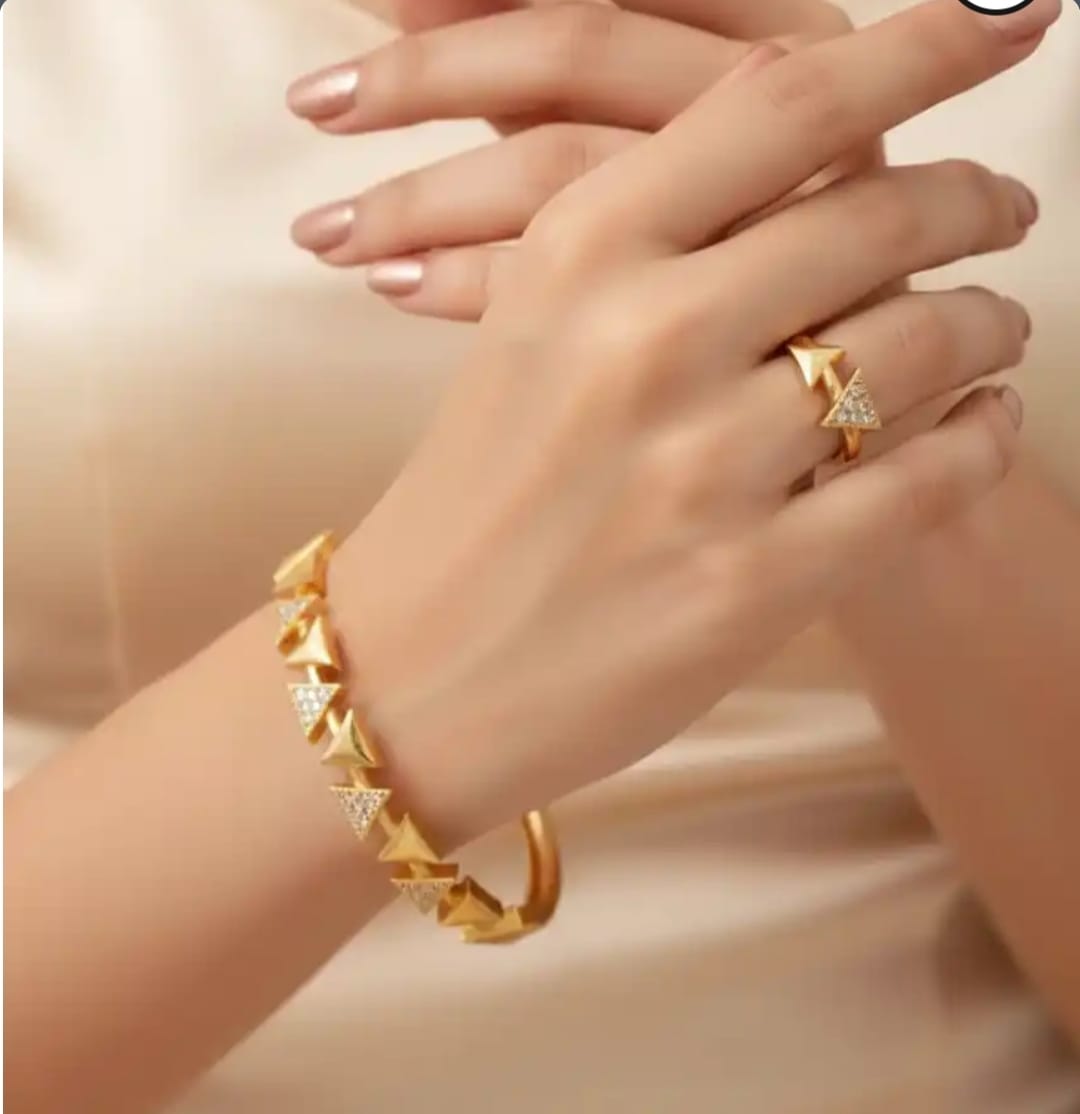 Triangle Shape Ladies Bracelet with Ring