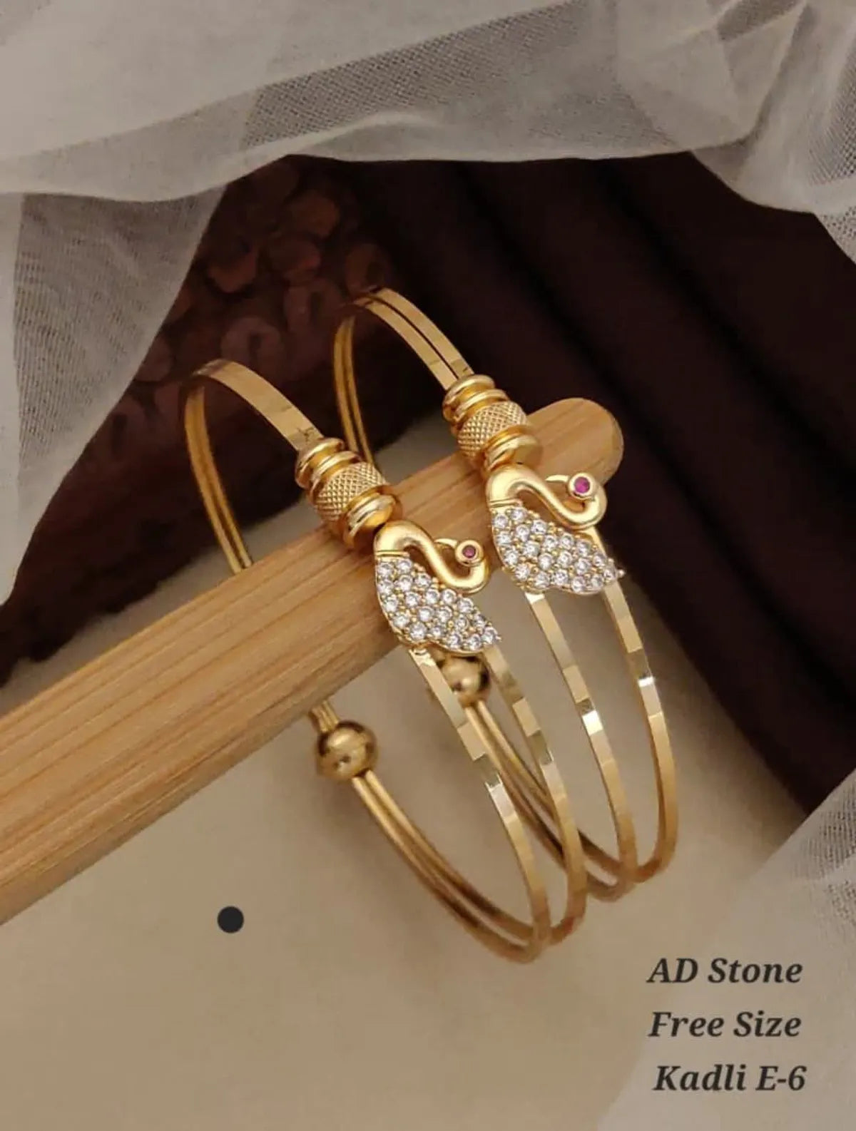 Hansh Bangles