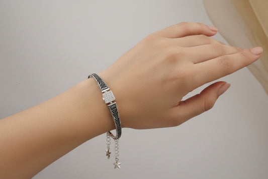 Square Shape Silver Breaclat