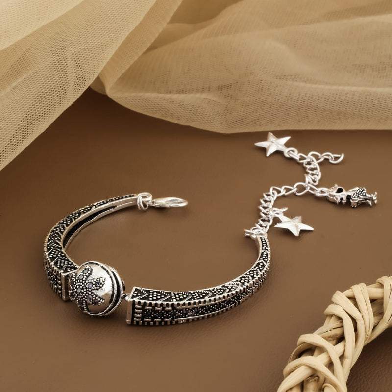 Silver Bracelet Round