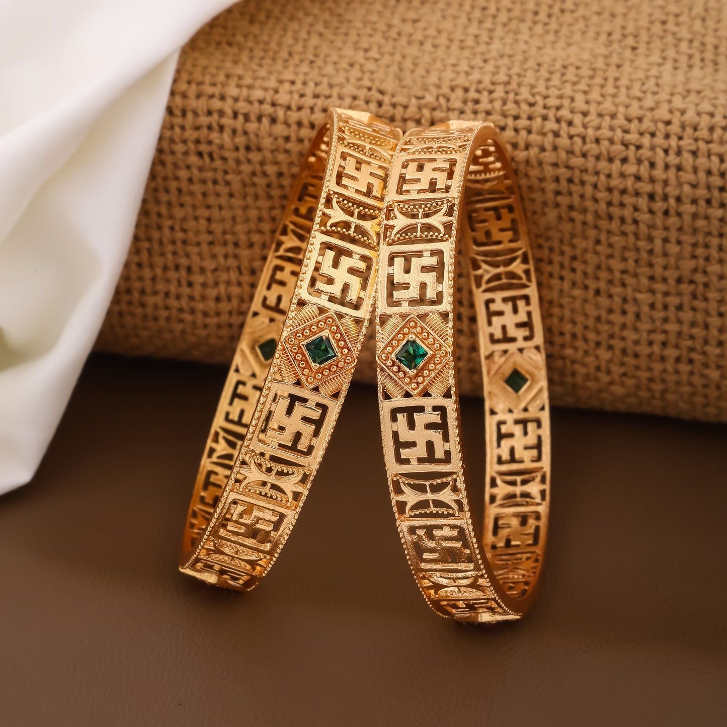 Avni Bangles Set (1 Pair)