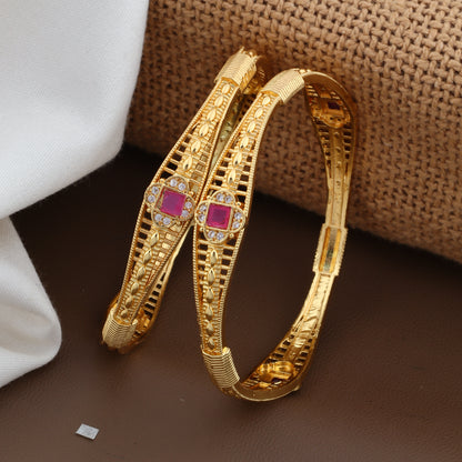 Niharika Bangles (1 Pair)